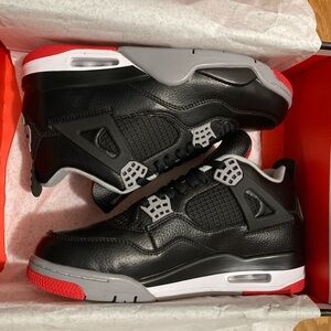 Air Jordan 4 Retro Bred Reimagined men’s size 8.5